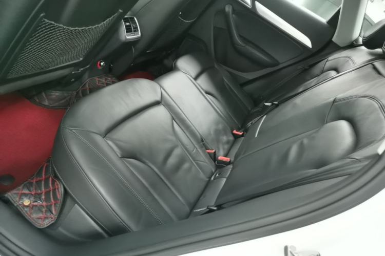 Used Audi Q3 2015 35 TFSI Ambition Edition Left Rear Seat
