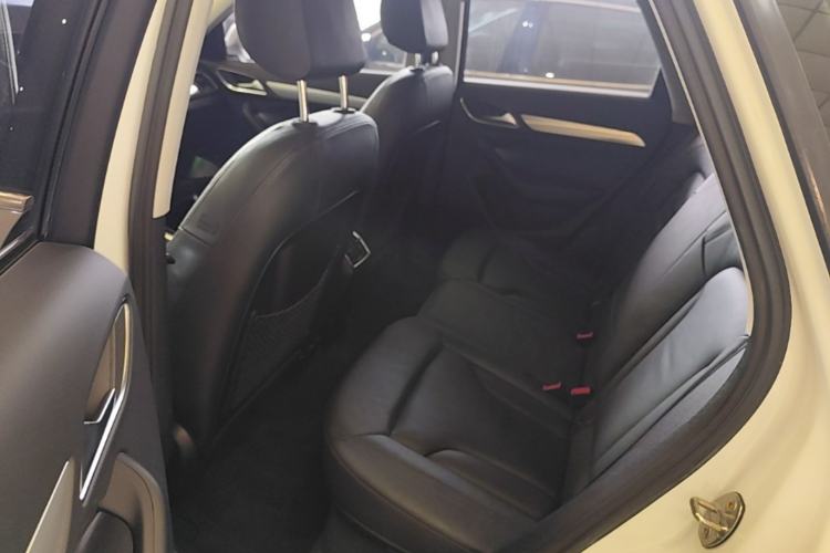 Used Audi Q3 2015 35 TFSI quattro Technology Edition Left Rear Seat