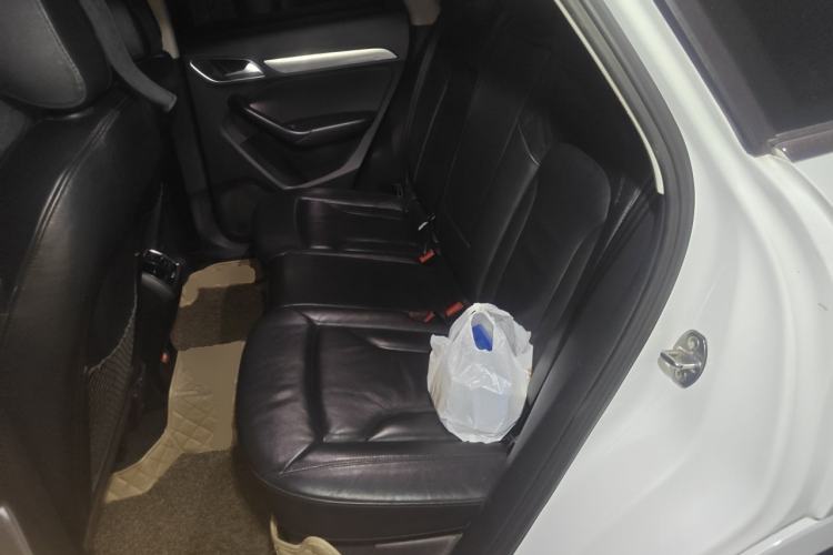Used Audi Q3 2015 35 TFSI Ambition Edition Left Rear Seat