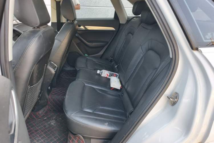 Used Audi Q3 2015 35 TFSI quattro Technology Edition Left Rear Seat