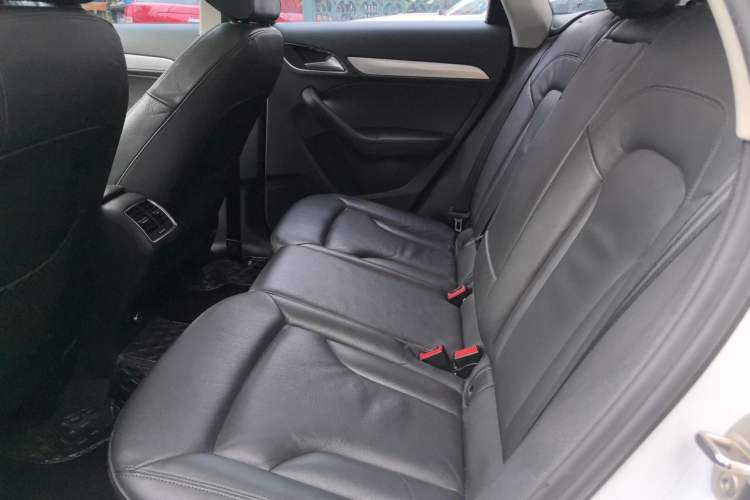 Used Audi Q3 2015 30 TFSI Comfort Model Left Rear Seat
