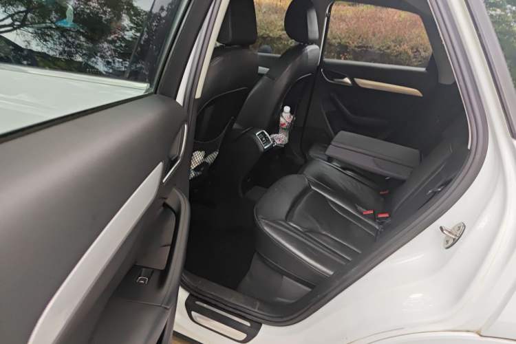 Used Audi Q3 2015 30 TFSI Comfort Model Left Rear Seat