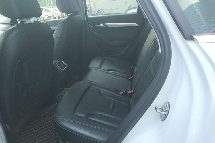 Used Audi Q3 2015 35 TFSI quattro Technology Edition Left Rear Seat
