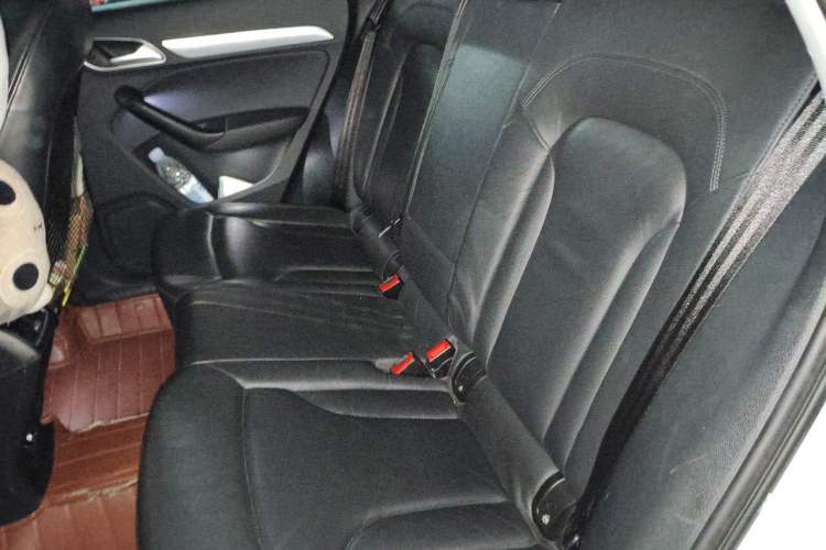 Used Audi Q3 2015 30 TFSI Comfort Model Left Rear Seat