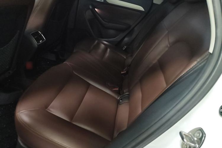 Used Audi Q3 2015 30 TFSI Ambition Edition Left Rear Seat