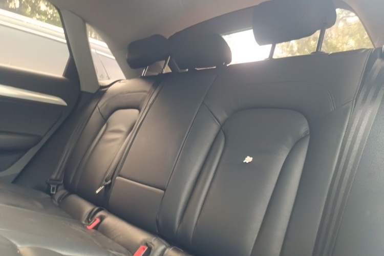 Used Audi Q3 2015 35 TFSI Comfort Model Left Rear Seat