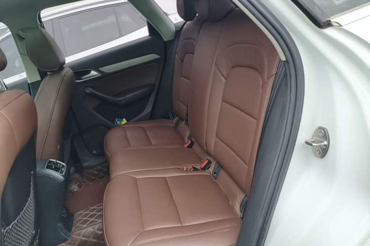 Used Audi Q3 2015 35 TFSI Ambition Edition Left Rear Seat