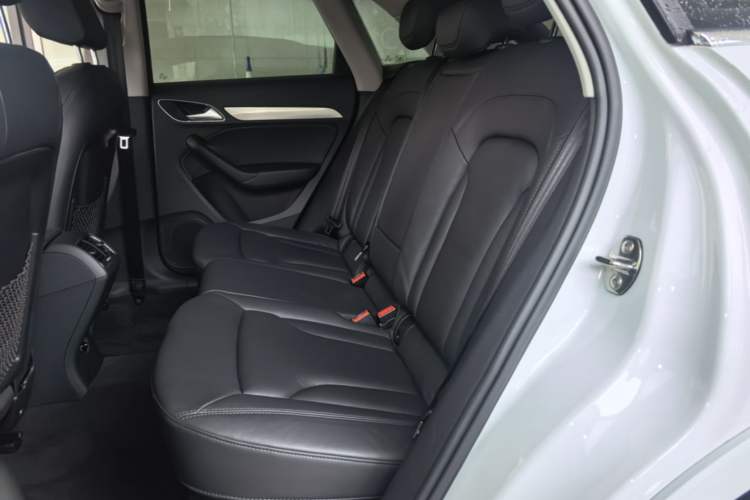 Used Audi Q3 2015 35 TFSI quattro Technology Edition Left Rear Seat