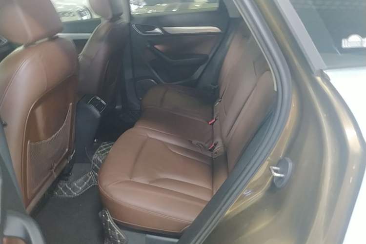 Used Audi Q3 2015 35 TFSI quattro Technology Edition Left Rear Seat