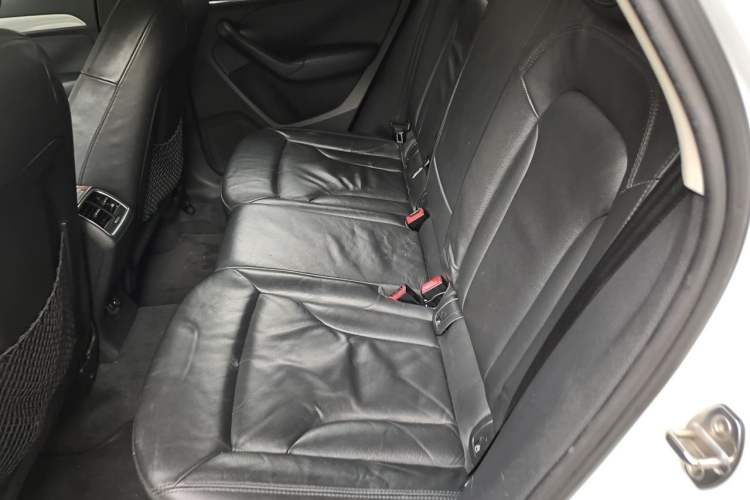 Used Audi Q3 2015 35 TFSI quattro Technology Edition Left Rear Seat