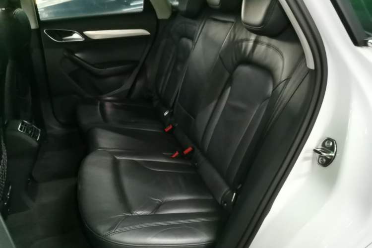 Used Audi Q3 2015 35 TFSI quattro Technology Edition Left Rear Seat