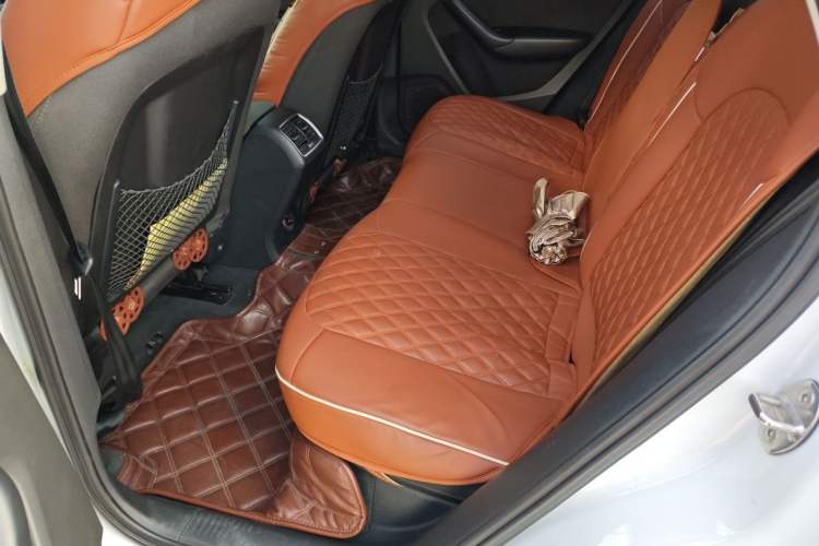 Used Audi Q3 2015 30 TFSI Ambition Edition Left Rear Seat