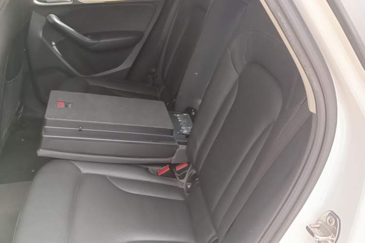 Used Audi Q3 2015 30 TFSI Ambition Edition Left Rear Seat