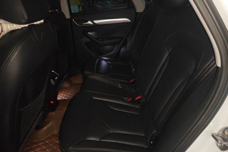 Used Audi Q3 2015 35 TFSI Comfort Model Left Rear Seat
