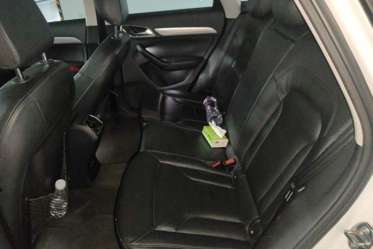 Used Audi Q3 2015 35 TFSI Comfort Model Left Rear Seat