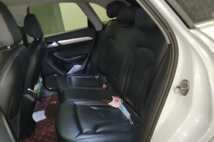 Used Audi Q3 2015 35 TFSI quattro Luxury Edition Left Rear Seat