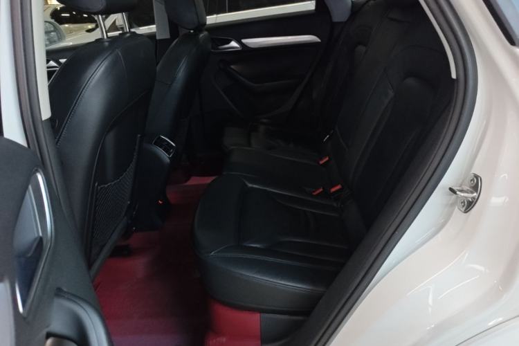 Used Audi Q3 2015 35 TFSI quattro Technology Edition Left Rear Seat
