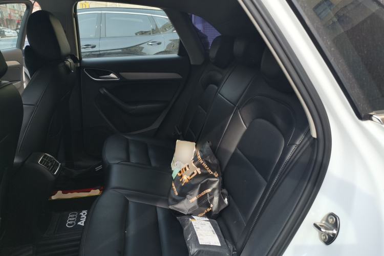 Used Audi Q3 2015 35 TFSI Ambition Edition Left Rear Seat