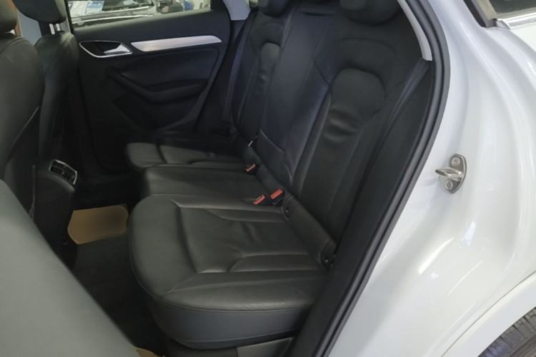 Used Audi Q3 2015 35 TFSI Ambition Edition Left Rear Seat