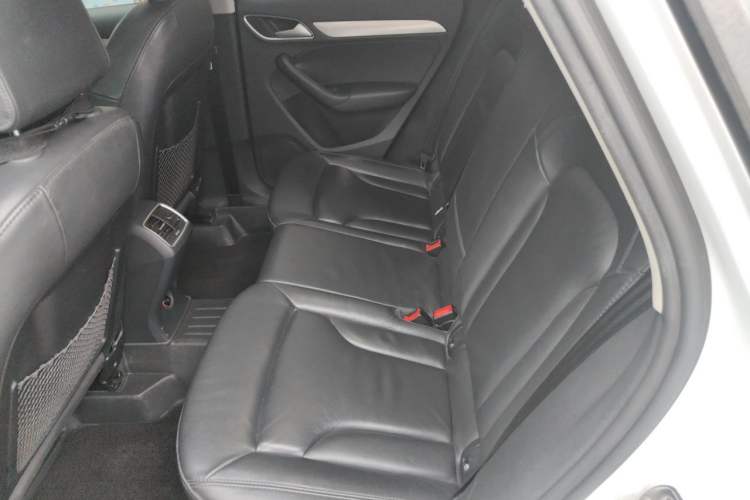 Used Audi Q3 2015 30 TFSI Comfort Model Left Rear Seat