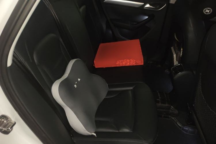 Used Audi Q3 2015 35 TFSI quattro Technology Edition Left Rear Seat