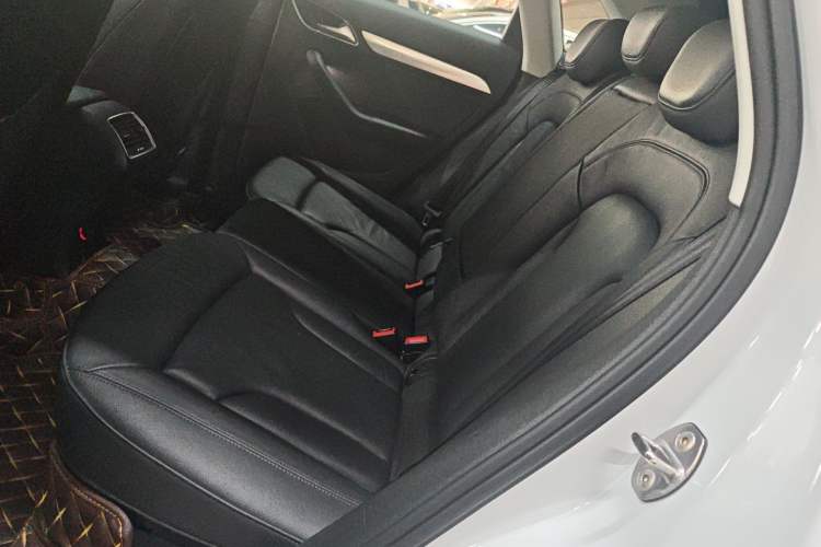 Used Audi Q3 2015 35 TFSI quattro Millionth Anniversary Edition Left Rear Seat