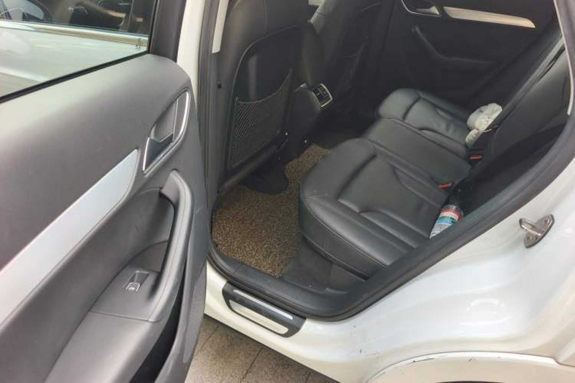Used Audi Q3 2015 35 TFSI Comfort Model Left Rear Seat