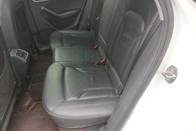 Used Audi Q3 2015 30 TFSI Comfort Model Left Rear Seat