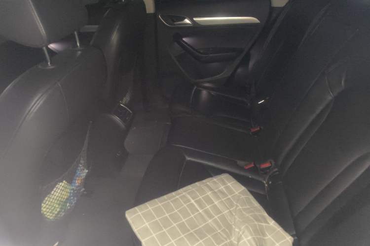 Used Audi Q3 2015 35 TFSI quattro Technology Edition Left Rear Seat