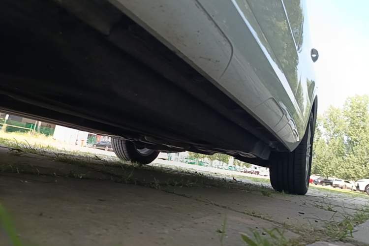 Used Audi Q3 2015 35 TFSI Comfort Model Left Side Sill