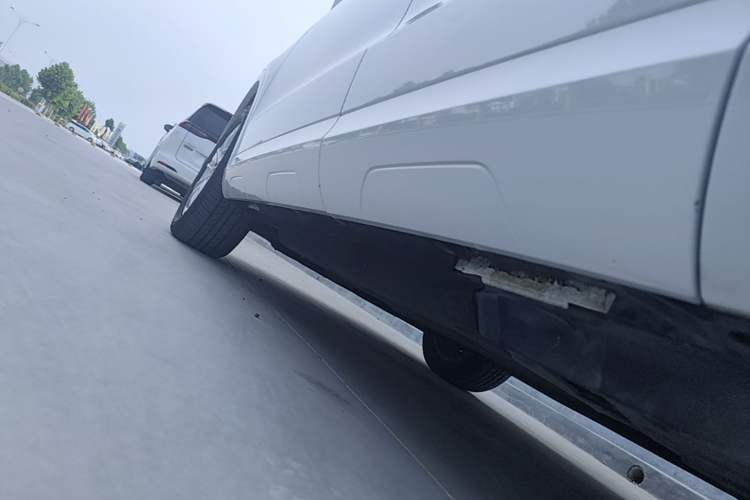Used Audi Q3 2015 35 TFSI Comfort Model Left Side Sill