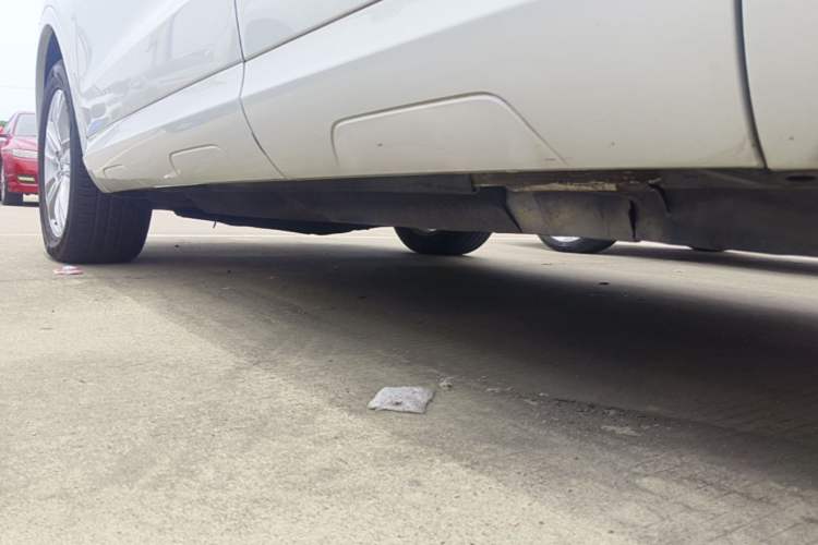 Used Audi Q3 2015 30 TFSI Comfort Model Left Side Sill