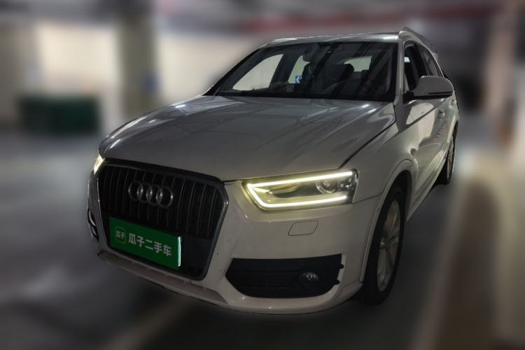 Used Audi Q3 2015 30 TFSI Ambition Edition Guazi used car, China used car export, Used car for sale, Used Audi cars, Cheapest cars for sale