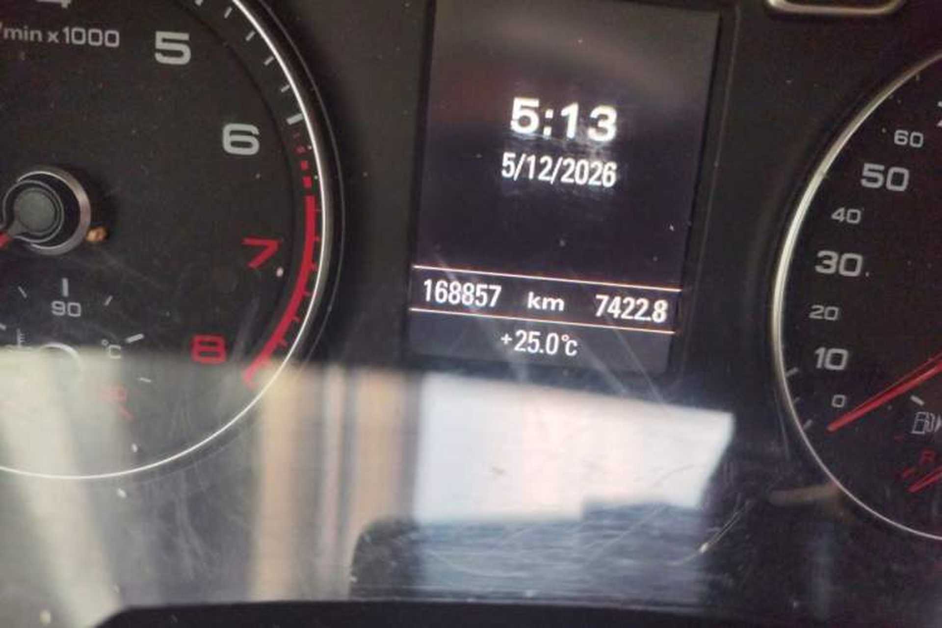 Used Audi Q3 2015 35 TFSI quattro Technology Edition Odometer Close Up