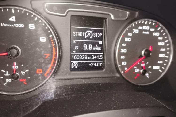 Used Audi Q3 2015 35 TFSI Millionth Anniversary Intelligent Edition Odometer Close Up