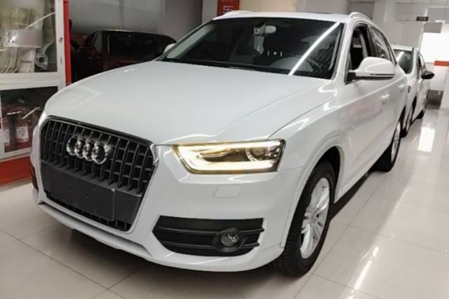 Audi Q3 2015 35 TFSI Comfort Model с пробегом