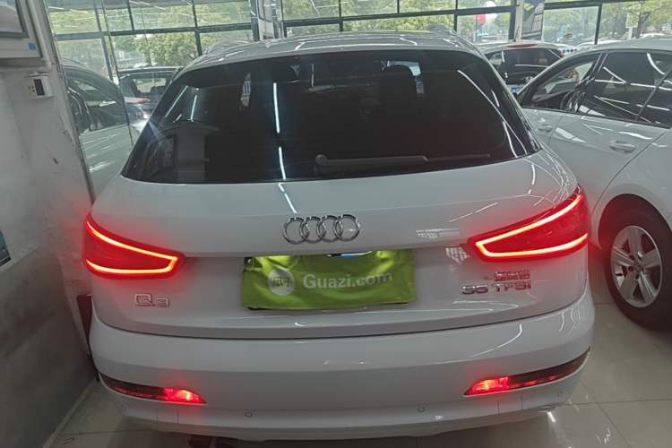 Used Audi Q3 2015 35 TFSI Comfort Model Rear