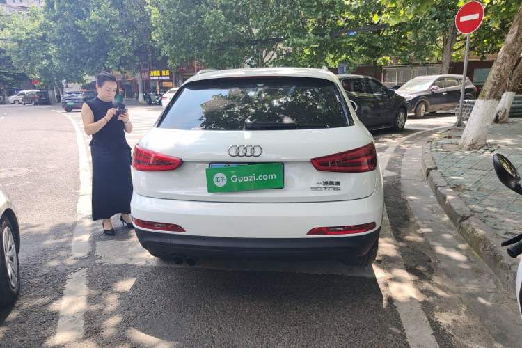 Used Audi Q3 2015 30 TFSI Comfort Model Rear