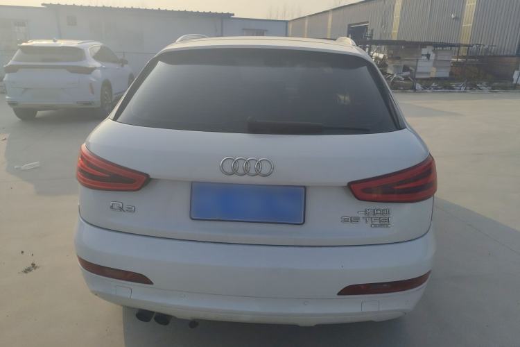 Used Audi Q3 2015 35 TFSI quattro Comfort model Rear