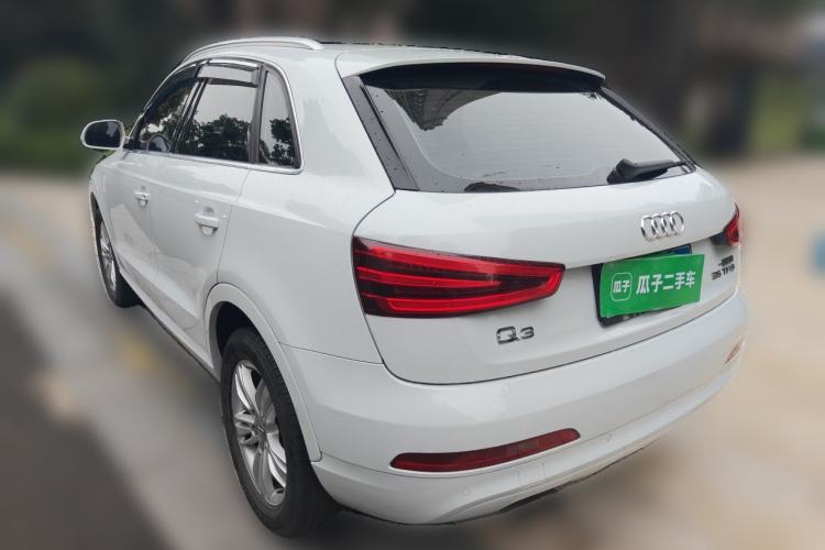 Used Audi Q3 2015 35 TFSI Comfort Model Rear Left 45 Deg