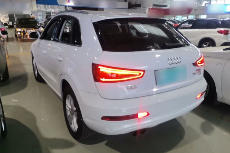Used Audi Q3 2015 35 TFSI quattro Technology Edition Rear Left 45 Deg