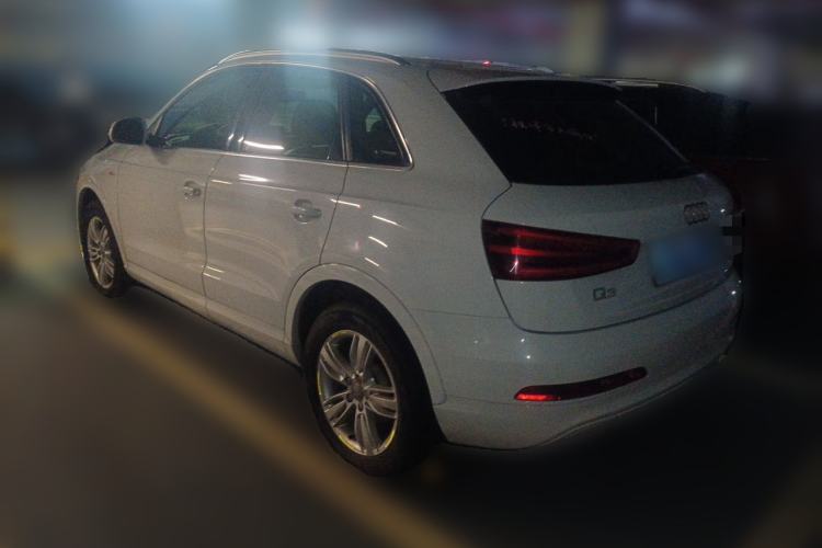 Used Audi Q3 2015 35 TFSI Comfort Model Rear Left 45 Deg