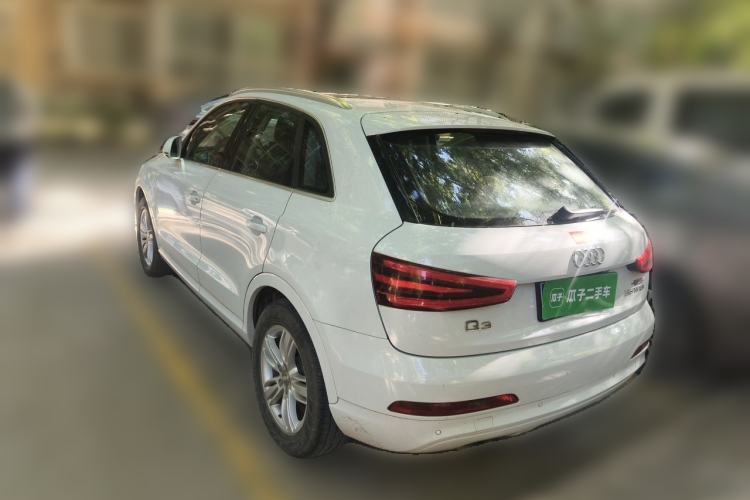Used Audi Q3 2015 35 TFSI Comfort Model Rear Left 45 Deg