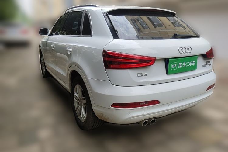 Used Audi Q3 2015 30 TFSI Comfort Model Rear Left 45 Deg