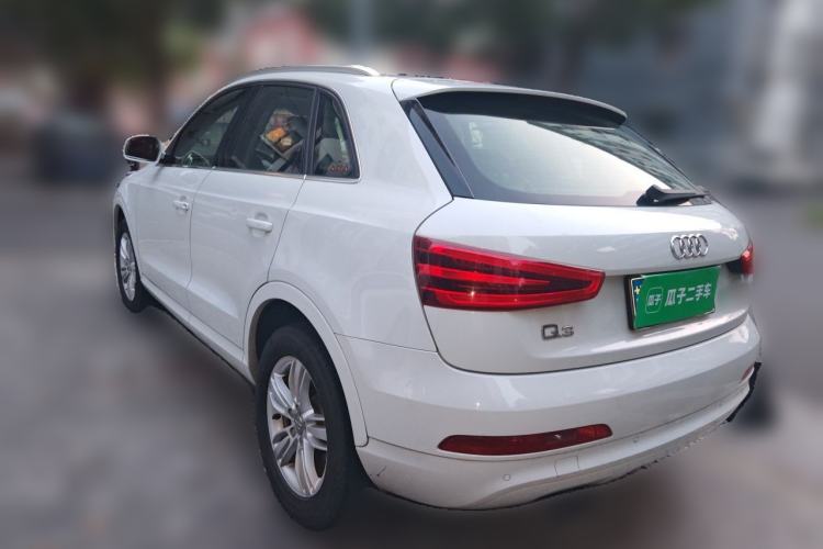 Used Audi Q3 2015 35 TFSI Comfort Model Rear Left 45 Deg