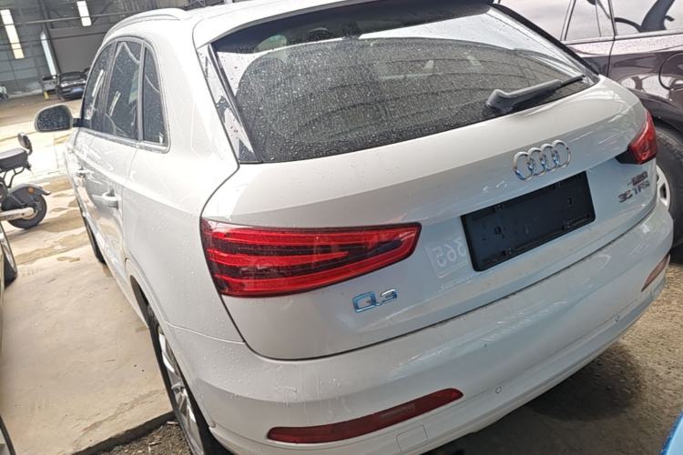 Used Audi Q3 2015 35 TFSI Millionth Anniversary Comfort Model Rear Left 45 Deg