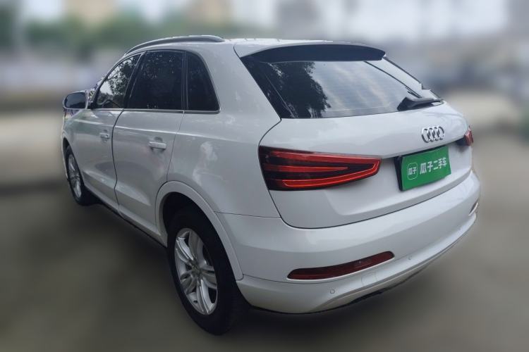 Used Audi Q3 2015 35 TFSI Comfort Model Rear Left 45 Deg