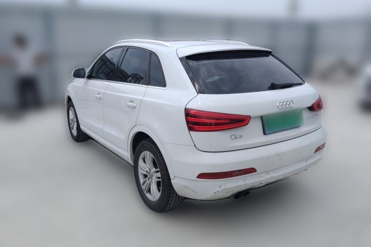 Used Audi Q3 2015 35 TFSI Comfort Model Rear Left 45 Deg