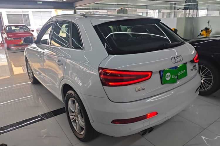 Used Audi Q3 2015 35 TFSI quattro Technology Edition Rear Left 45 Deg
