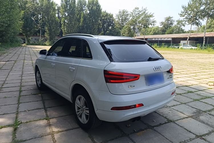 Used Audi Q3 2015 35 TFSI Comfort Model Rear Left 45 Deg